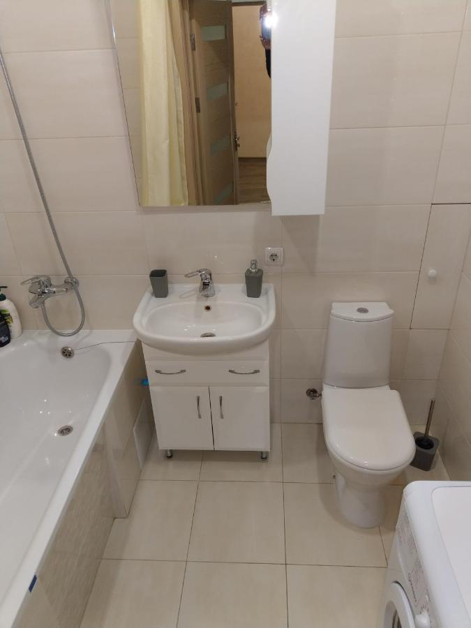 Однокімнатна Квартира В Новобудові По Мельника Rivne Eksteriør bilde